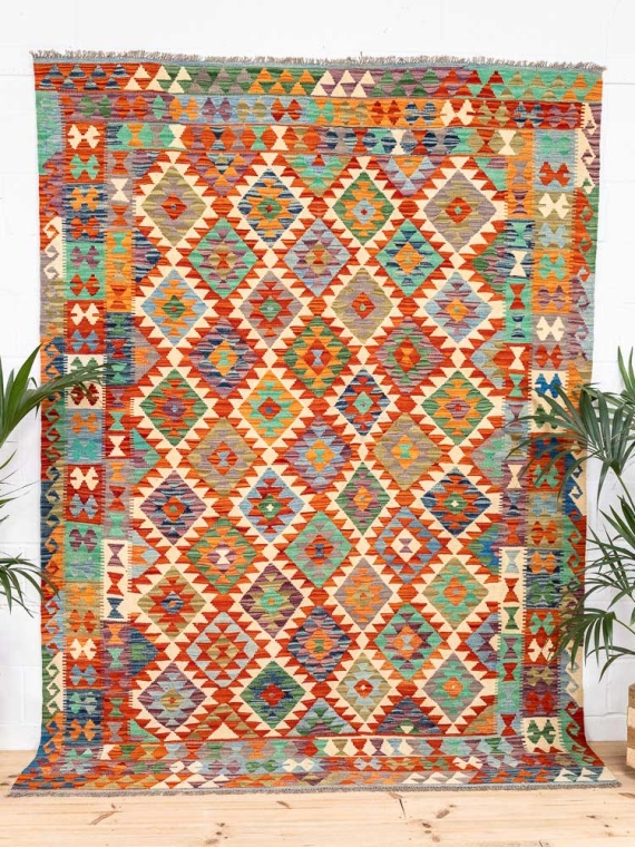 12680 Large Afghan Vegetable Dyed Kilim Rug 207x286cm (6.9 x 9.4ft)