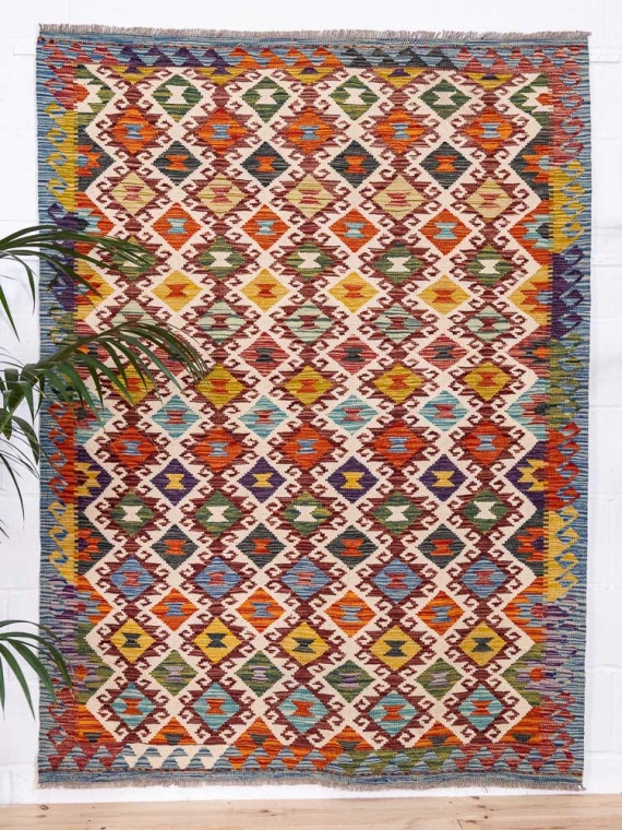 12727 Afghan Vegetable Dyed Kilim Rug 140x189cm (4.7 x 6.2ft)