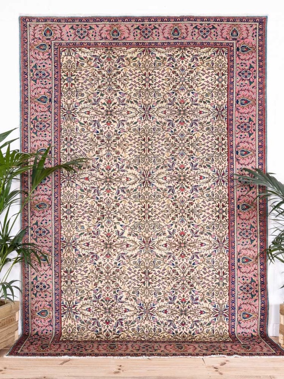 12862 Large Vintage Turkish Kayseri Carpet 200x291cm (6.6 x 9.6ft)