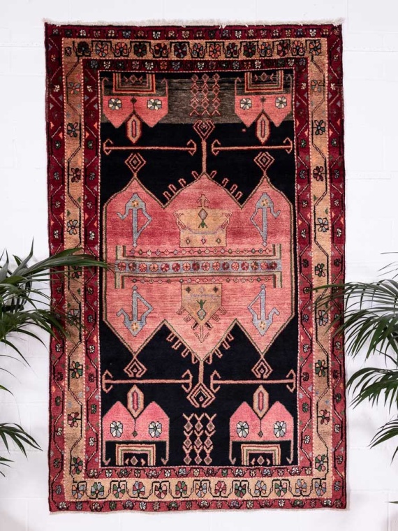 8294 Handknotted Luri Hamadan Rug 145x234cm (4.9 x 7.8ft)