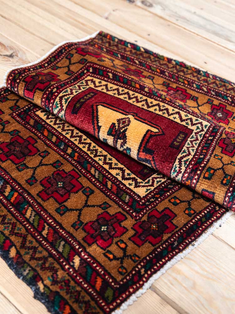 12591 Small Vintage Afghan Baluch Rug 46x97cm (1.6 x 3.2ft)