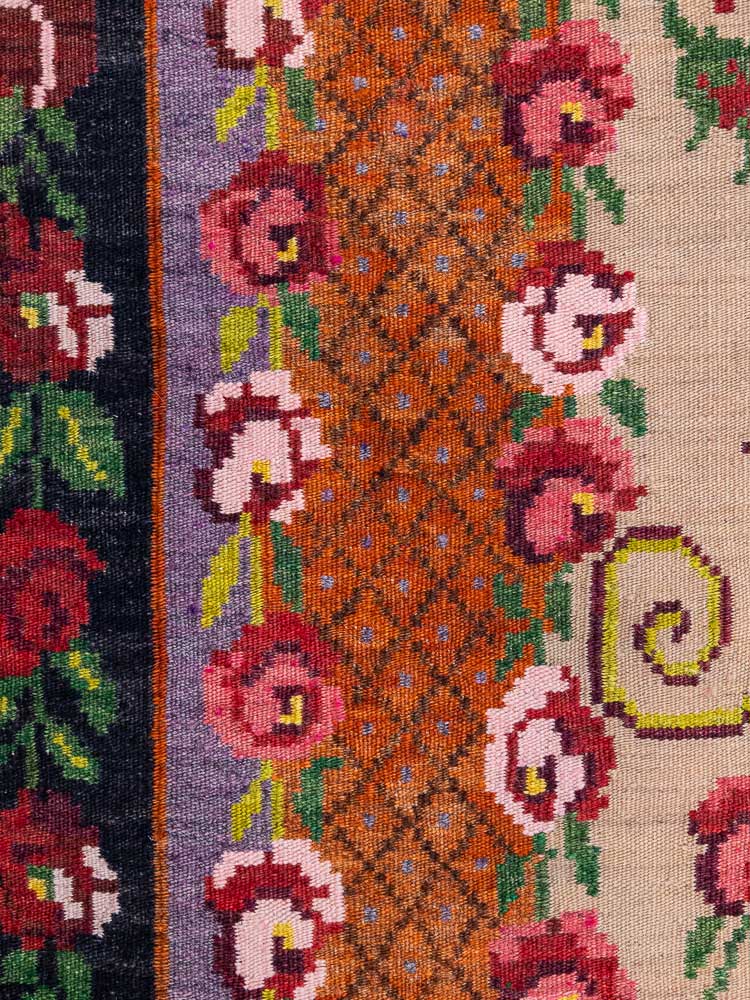 12596 Vintage Moldovan Rose Flower Kilim Rug 211x352cm (6.11 x 11.6ft)