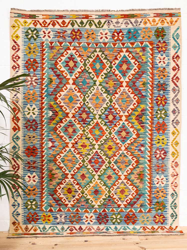 12605 Afghan Vegetable Dyed Kilim Rug 153x209cm (5 x 6.10ft)
