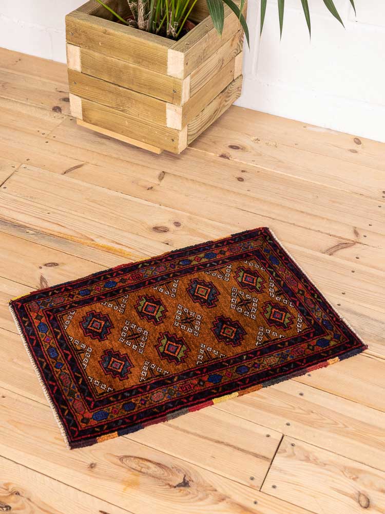 12610 Vintage Small Afghan Baluch Rug 43x62cm (1.5 x 2.0ft)