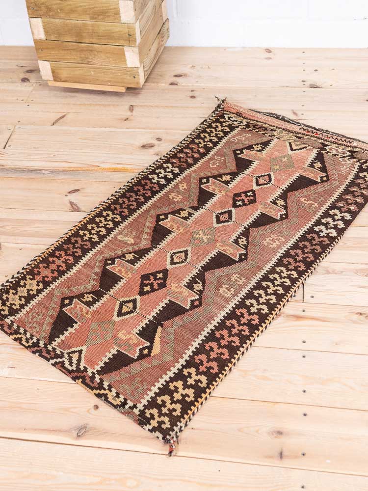 12620 Village Turkish Kars Kilim Floor Cushion 57x105cm (1.10 x 3.5ft)