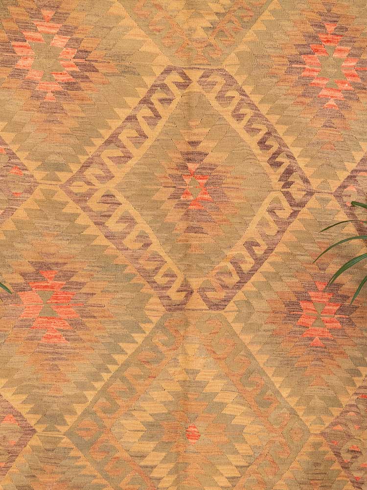 12628 Large Vintage Turkish Esme Kilim Rug 190x300cm (6.2 x 9.10ft)