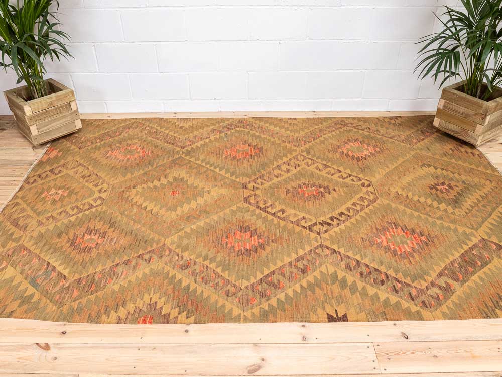 12628 Large Vintage Turkish Esme Kilim Rug 190x300cm (6.2 x 9.10ft)