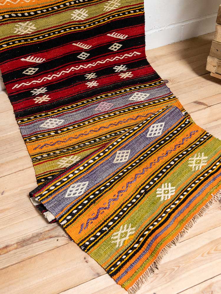 12653 Long Turkish Konya Kilim Runner Rug 62x392cm (2.0 x 12.10ft