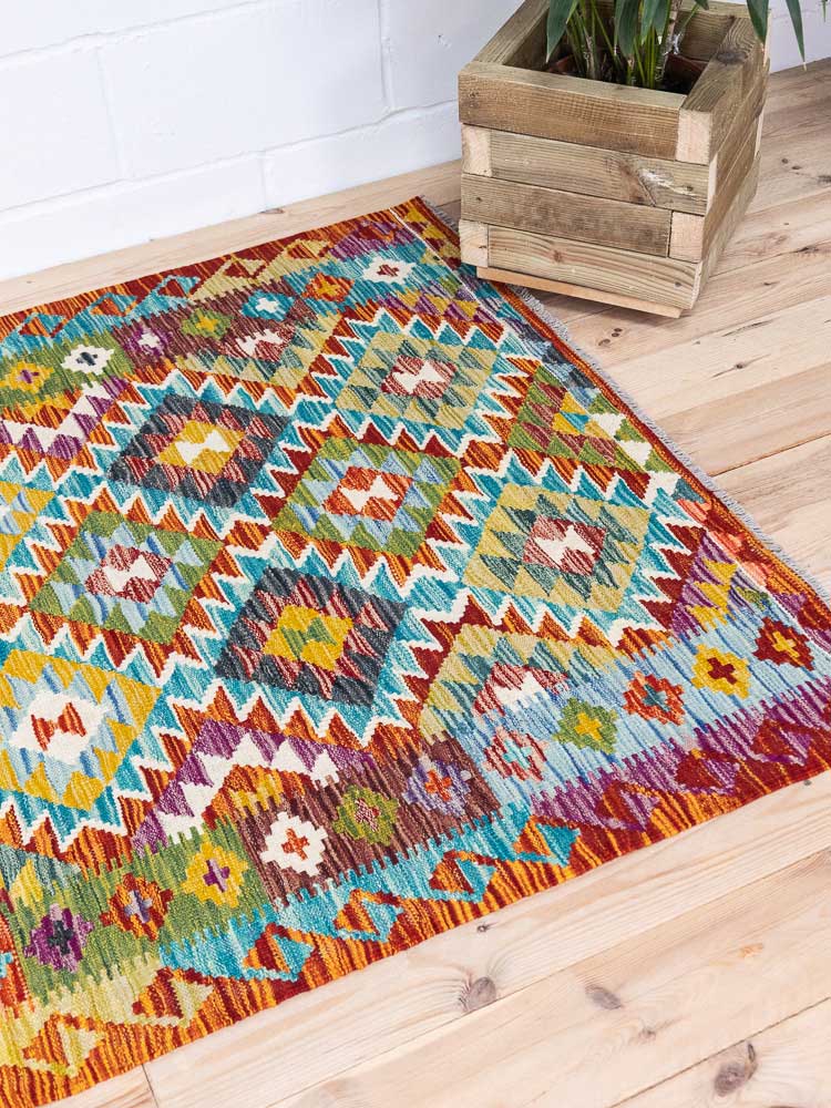 12656 Afghan Vegetable Dyed Kilim Rug 125x195cm (4.1 x 6.4ft)