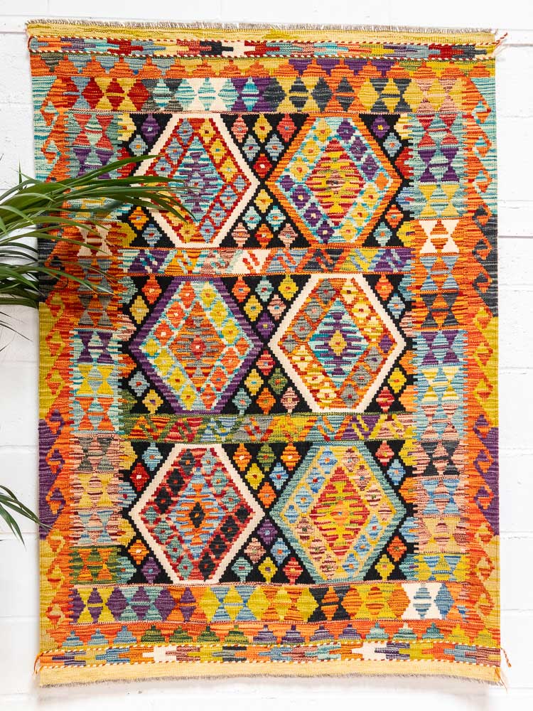 12657 Afghan Vegetable Dyed Kilim Rug 125x174cm (4.1 x 5.8ft)