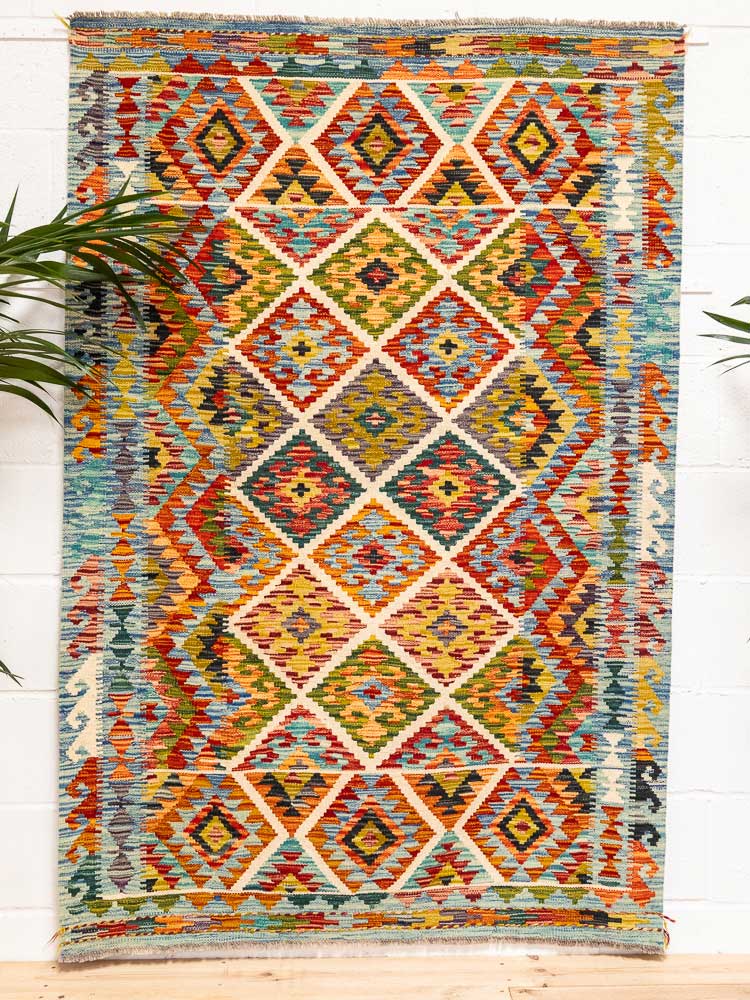 12658 Afghan Vegetable Dyed Kilim Rug 126x187cm (4.1 x 6.1ft)