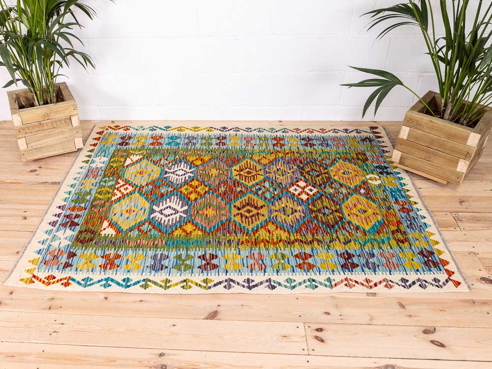 12665 Afghan Vegetable Dyed Kilim Rug 138x182cm (4.6 x 5.11ft)