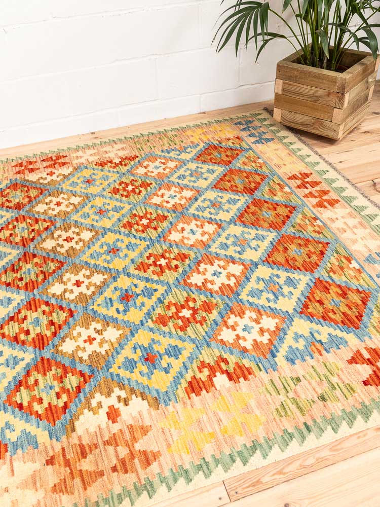 12678 Large Afghan Vegetable Dyed Kilim Rug 180x244cm (5.10 x 8ft)