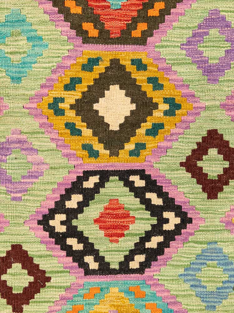 12679 Large Afghan Vegetable Dyed Kilim Rug 206x298cm (6.9 x 9.9ft)