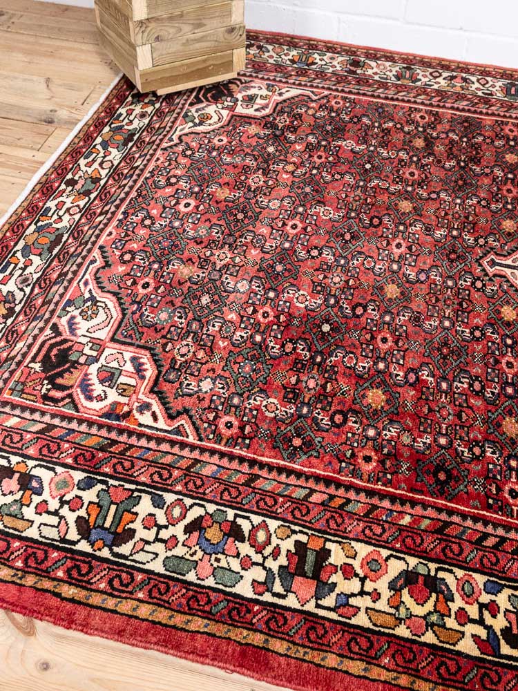 12681 Large Hosseinabad Hand-knotted Carpet 207x306cm (6.9 x 10.0ft)