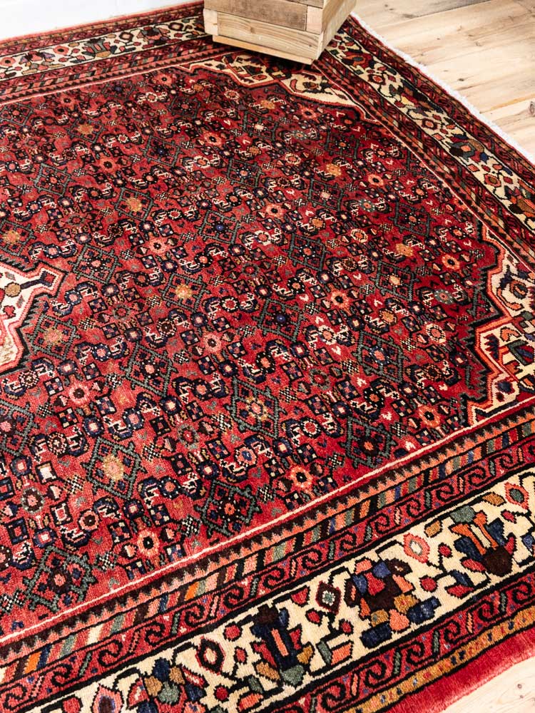 12681 Large Hosseinabad Hand-knotted Carpet 207x306cm (6.9 x 10.0ft)