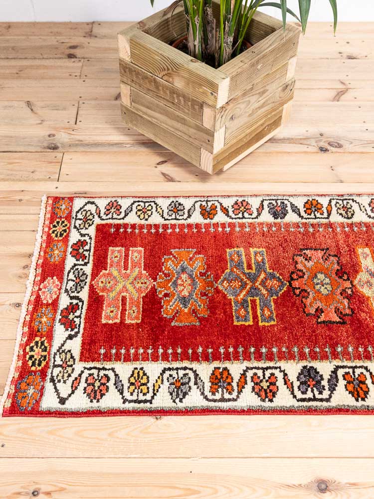 12682 Long Vintage Kurdish Herki Carpet Runner Rug 66x366cm (2.2 x 12ft)