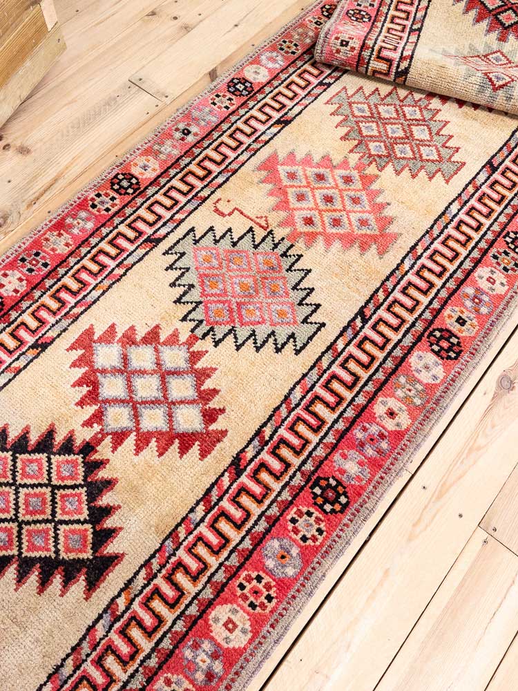 12684 Long Vintage Kurdish Herki Carpet Runner Rug 85x412cm (2.9 x 13.6ft)