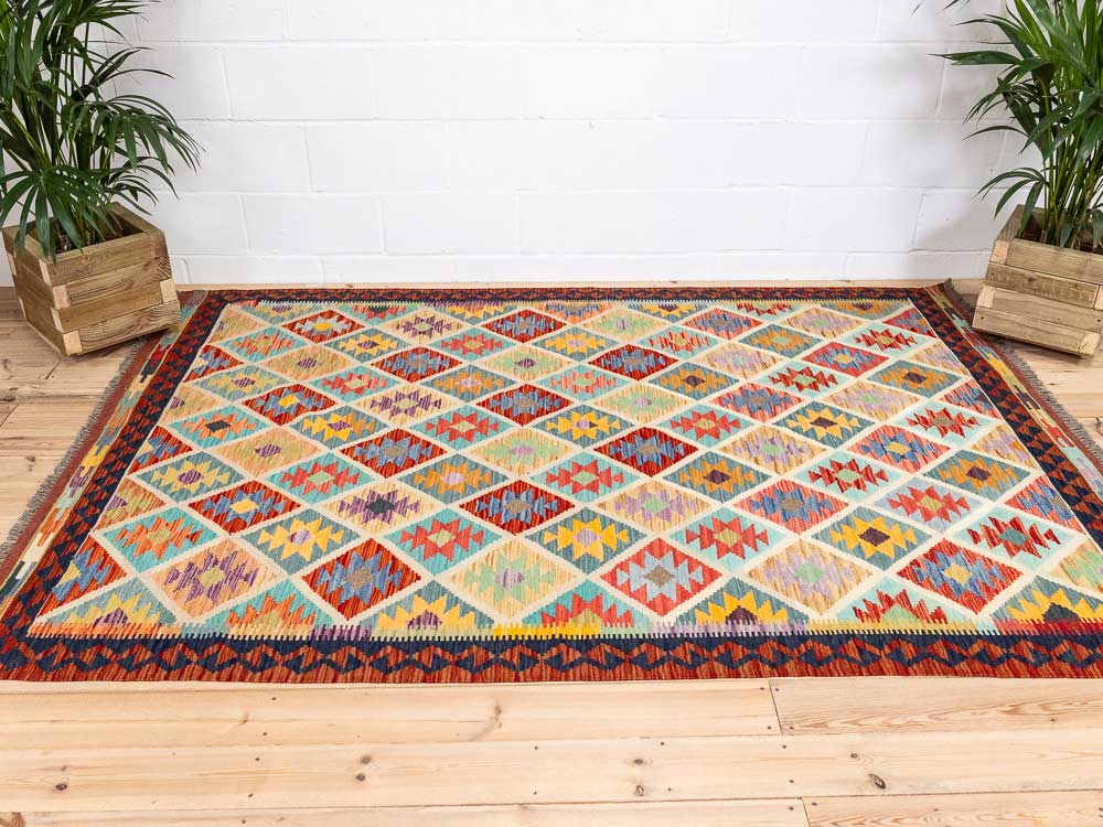 12689 Afghan Vegetable Dyed Kilim Rug 177x257cm (5.9 x 8.5ft)