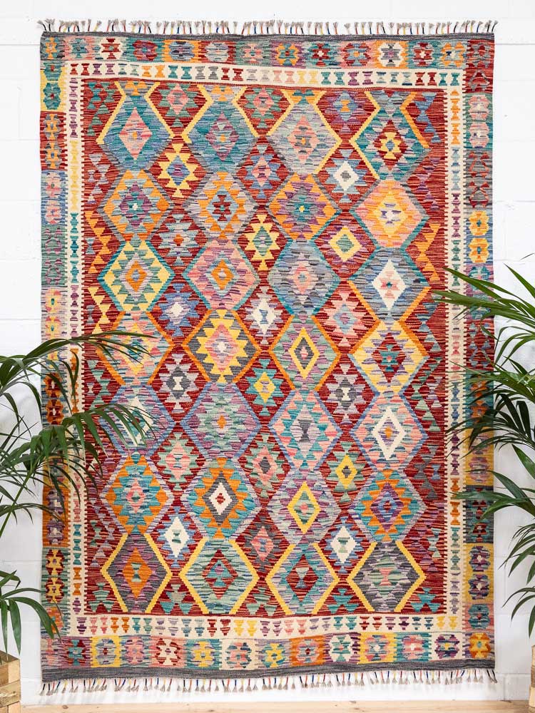 12691 Afghan Vegetable Dyed Kilim Rug 175x245cm (5.8 x 8.0ft)