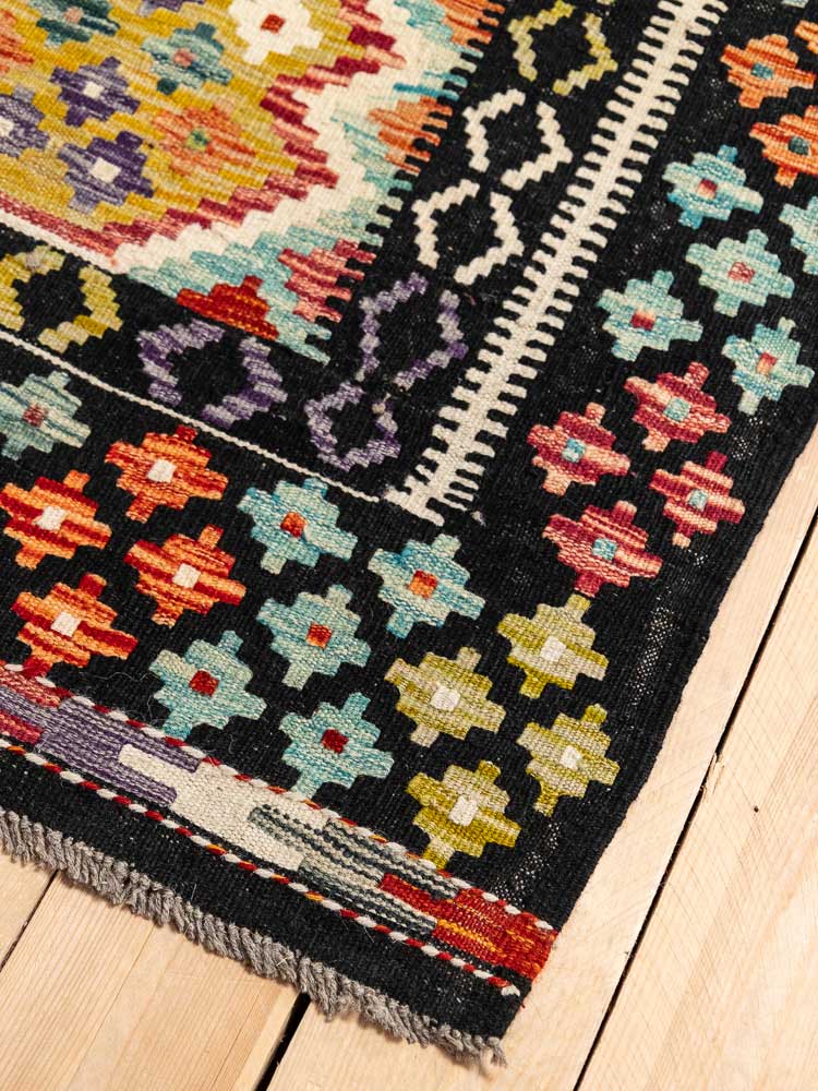 12695 Afghan Vegetable Dyed Kilim Rug 163x249cm (5.4 x 8.2ft)