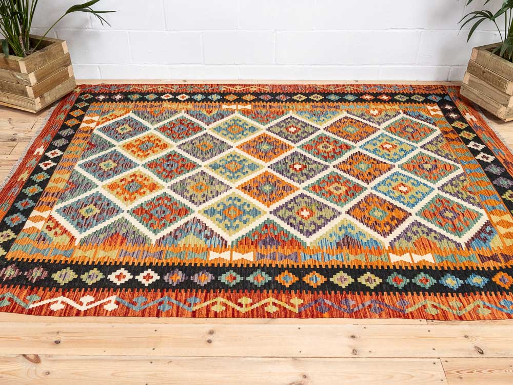 12696 Afghan Vegetable Dyed Kilim Rug 187x245cm (6.1 x 8.0ft)