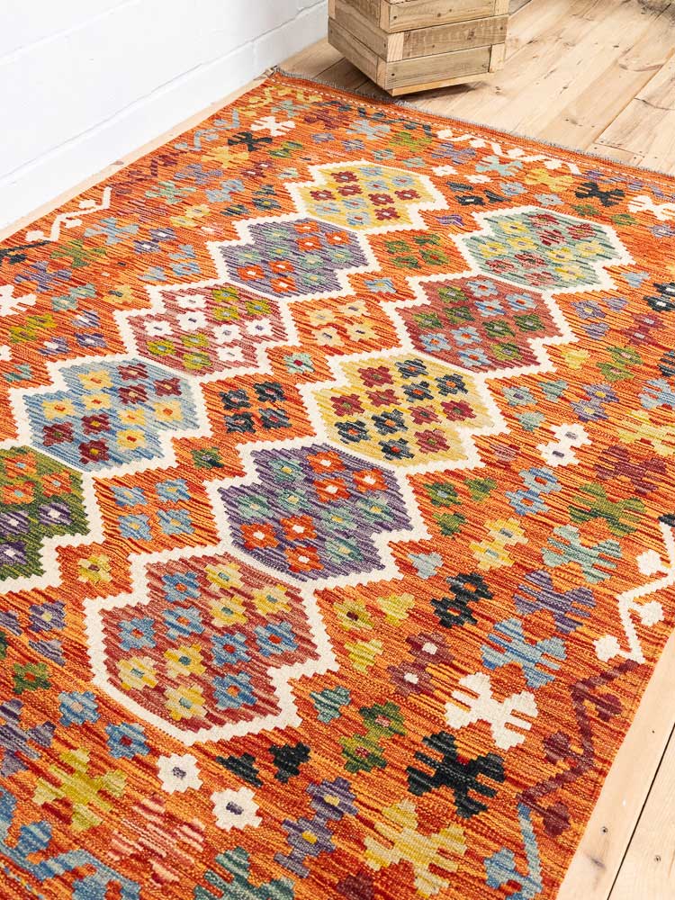 12699 Afghan Vegetable Dyed Kilim Rug 152x202cm (4.11 x 6.7ft)