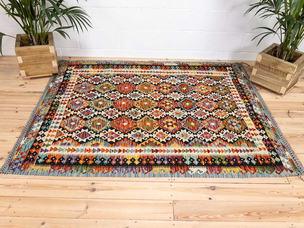 12702 Afghan Vegetable Dyed Kilim Rug 159x201cm (5.2 x 6.7ft)