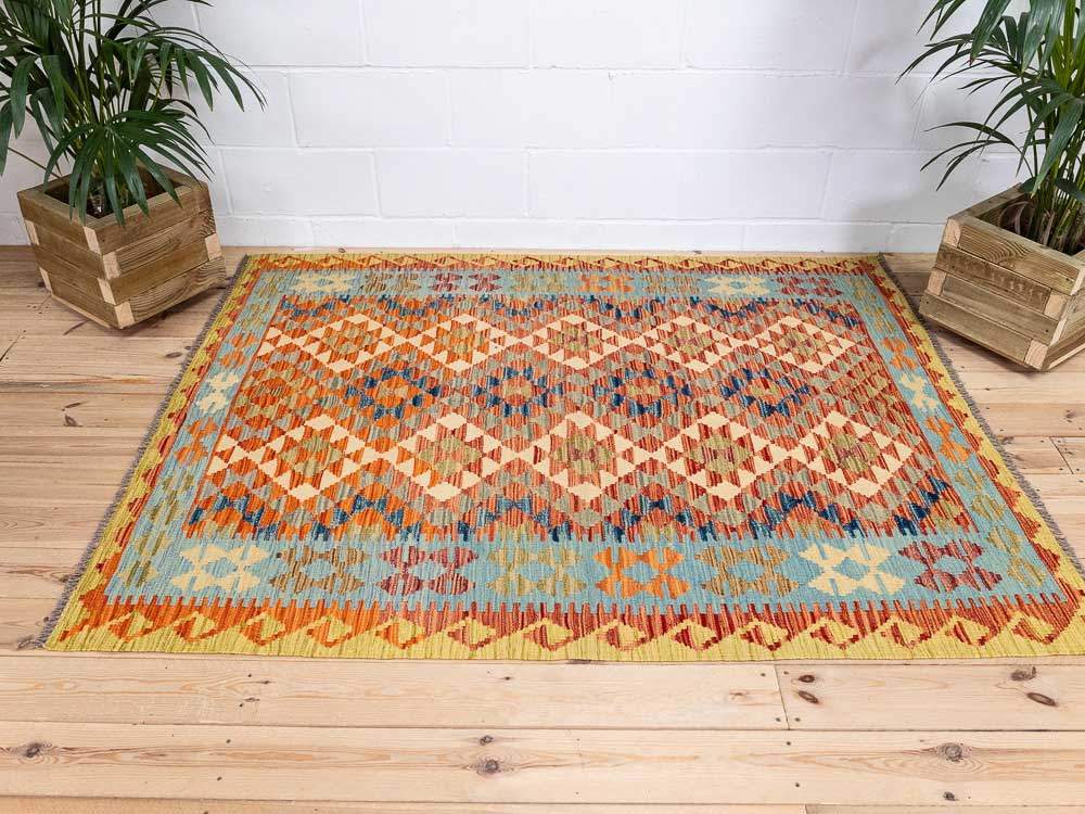 12703 Afghan Vegetable Dyed Kilim Rug 151x193cm (4.11 x 6.4ft)