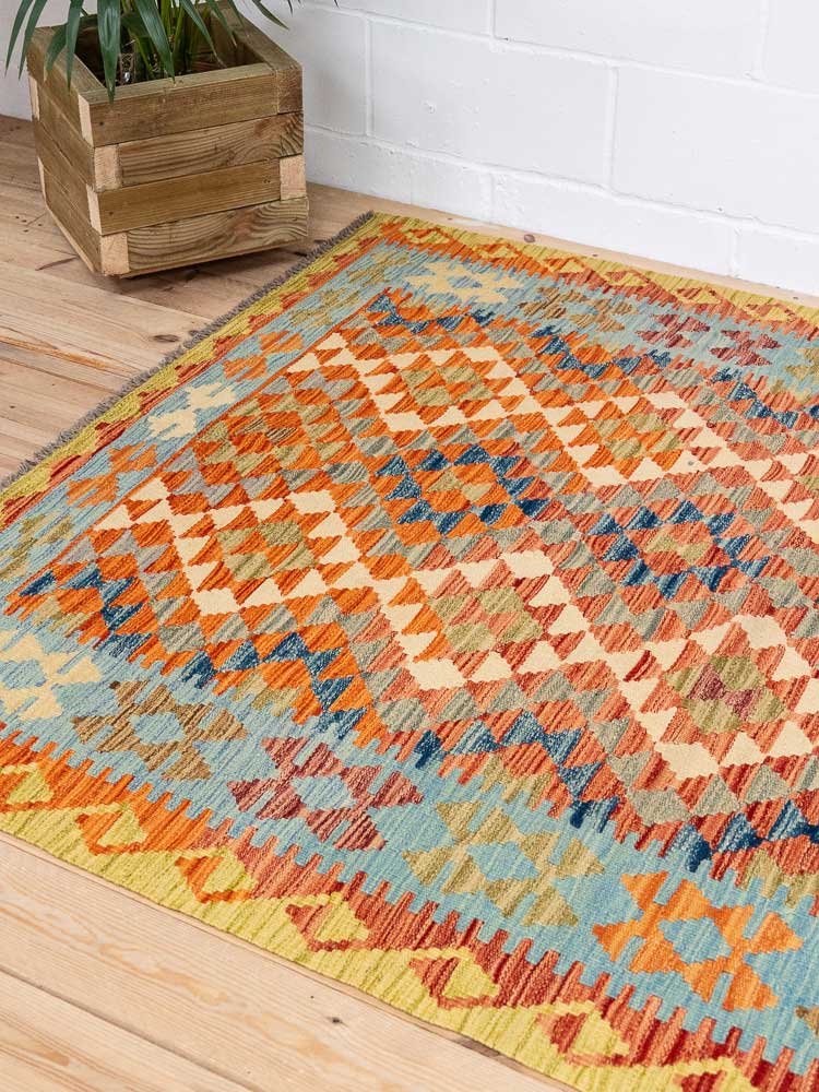 12703 Afghan Vegetable Dyed Kilim Rug 151x193cm (4.11 x 6.4ft)