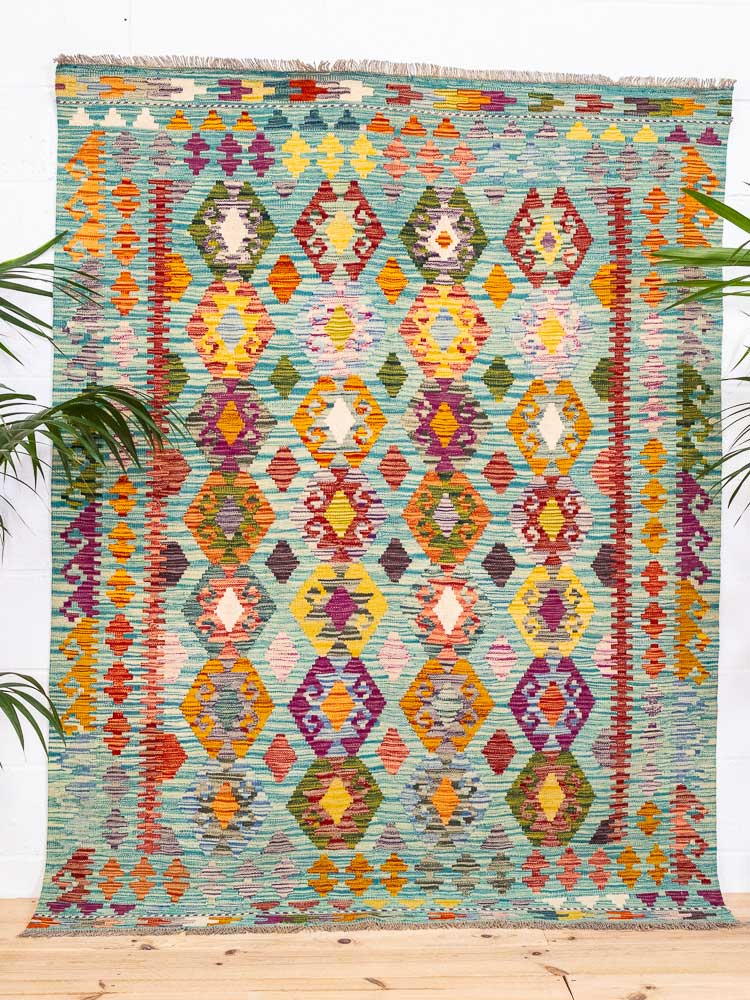 12716 Afghan Vegetable Dyed Kilim Rug 161x208cm (5.3 x 6.9ft)