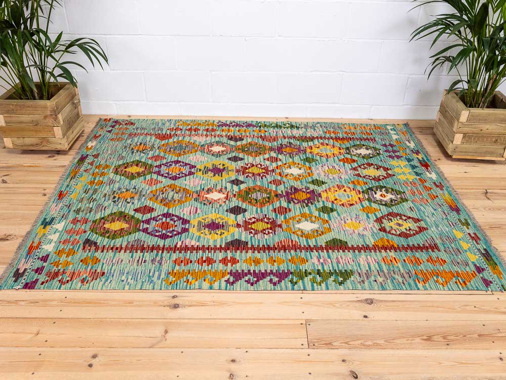 12716 Afghan Vegetable Dyed Kilim Rug 161x208cm (5.3 x 6.9ft)