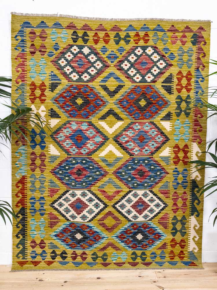 12717 Afghan Vegetable Dyed Kilim Rug 155x202cm (5.1 x 6.7ft)