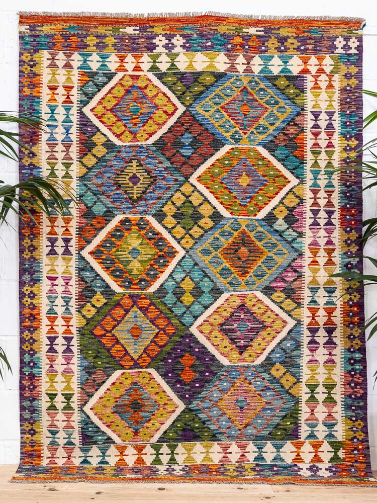 12718 Afghan Vegetable Dyed Kilim Rug 150x206cm (4.11 x 6.9ft)