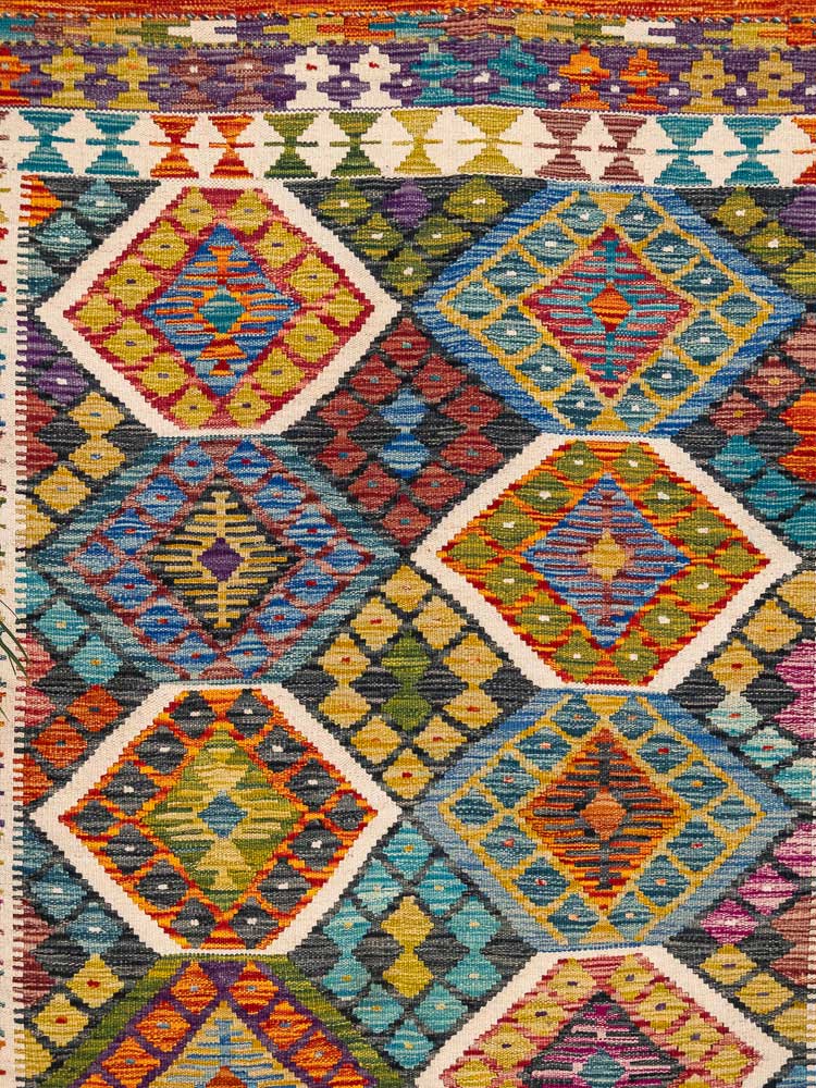 12718 Afghan Vegetable Dyed Kilim Rug 150x206cm (4.11 x 6.9ft)