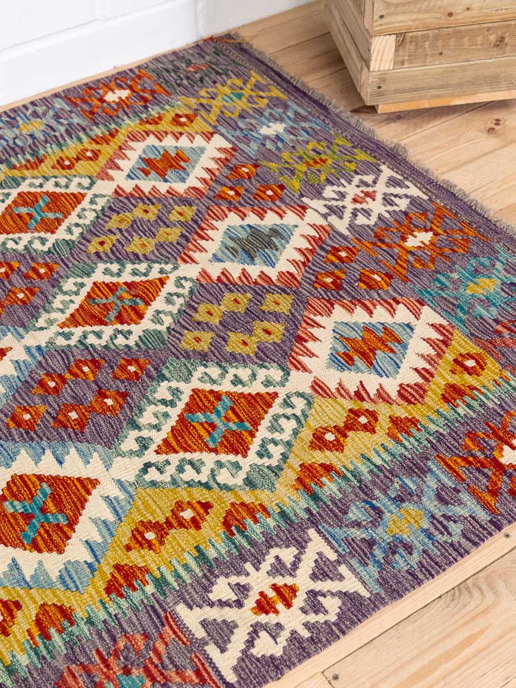 12724 Afghan Vegetable Dyed Kilim Rug 125x204cm (4.1 x 6.8ft)