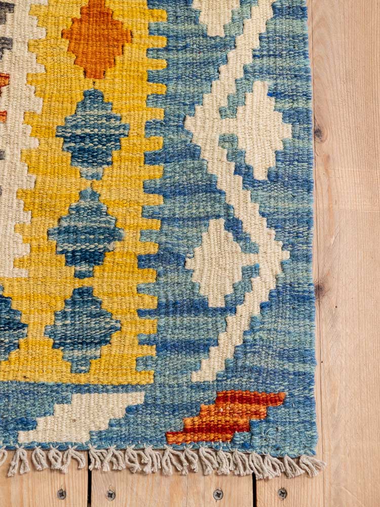 12732 Afghan Vegetable Dyed Kilim Rug 134x172cm (4.4 x 5.7ft)