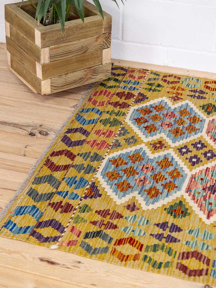 12733 Afghan Vegetable Dyed Kilim Rug 128x193cm (4.2 x 6.4ft)