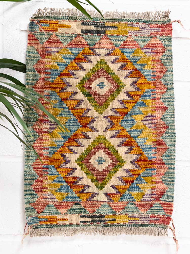 12762 Small Afghan Vegetable Dyed Kilim Rug 43x60cm (1.5 x 1.11ft)