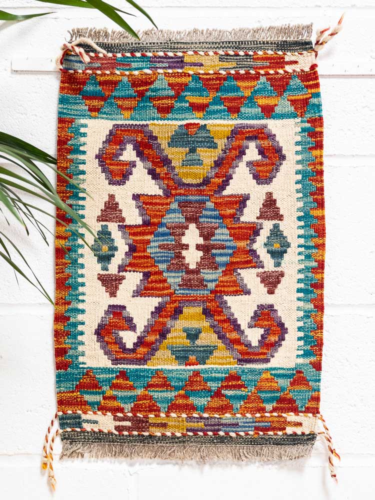 12767 Small Afghan Vegetable Dyed Kilim Rug 41x62cm (1.4 x 2.0ft)