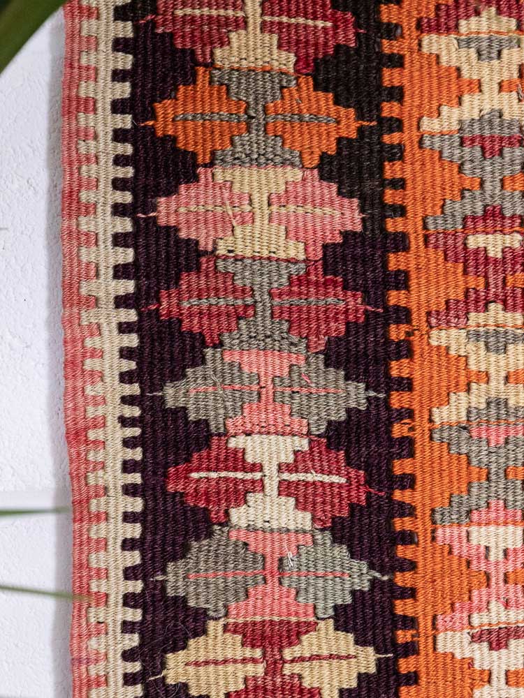 12771 Vintage Gumushane Turkish Kilim Rug 86x135cm (2.10 x 4.5ft)