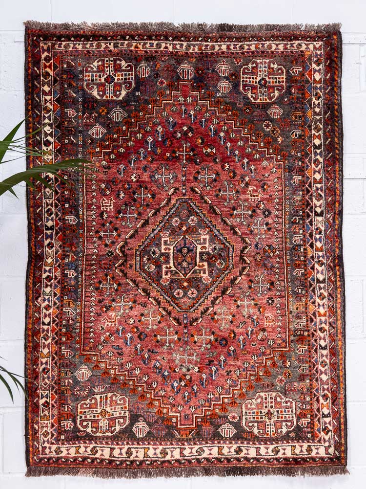 12778 Quality Qashqai Hand Knotted Wool Rug 117x159cm (3.10 x 5.2ft)