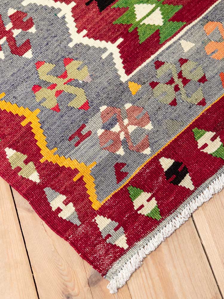 12781 Vintage Turkish Esme Kilim Rug 114x179cm (3.9 x 5.10ft)