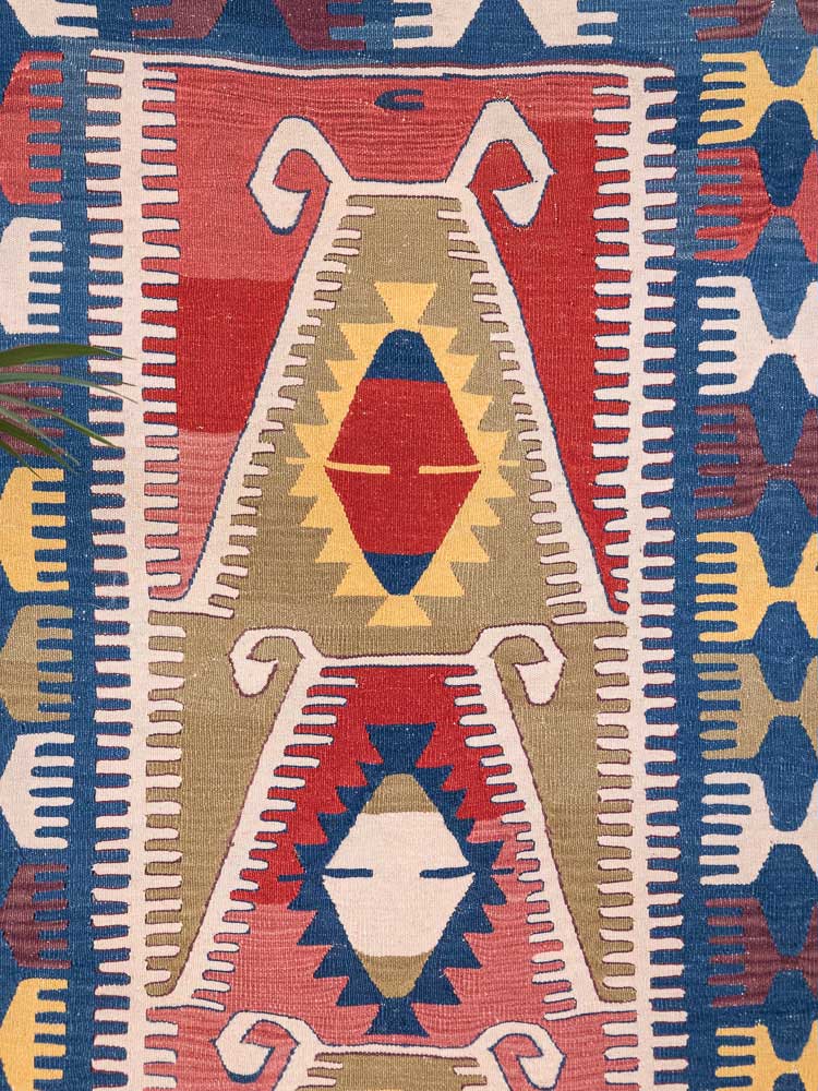 12786 Vintage Turkish Usak Kilim Rug 120x163cm (3.11 x 5.4ft)