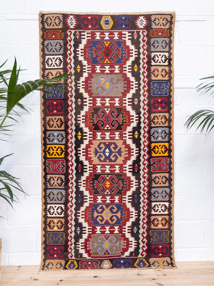 12787 Vintage Turkish Maras Kilim Rug 104x199cm (3.5 x 6.6ft)