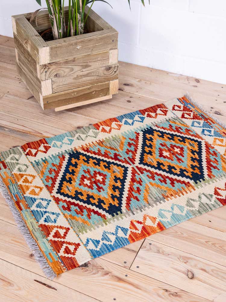 12808 Small Afghan Vegetable Dyed Kilim Rug 62x91cm (2.0 x 3ft)