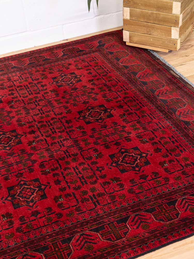 12818 Fine Afghan Khal Mohammedi Rug 169x236cm (5.6 x 7.9ft)