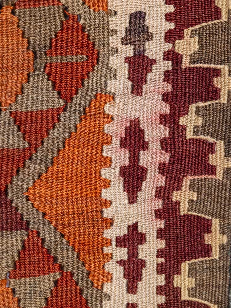 12826 Small Vintage Turkish Sivas Kilim Rug 53x88cm (1.9 x2.10ft)