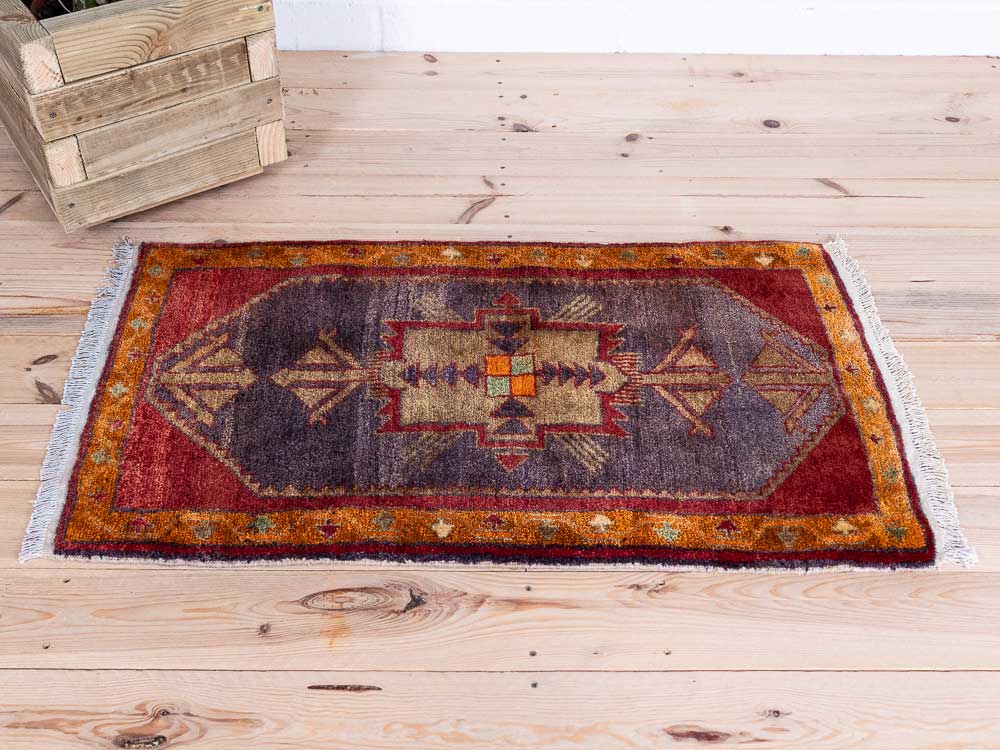 12843 Small Village Turkish Malatya Rug 61x105cm (2 x 3.5ft)