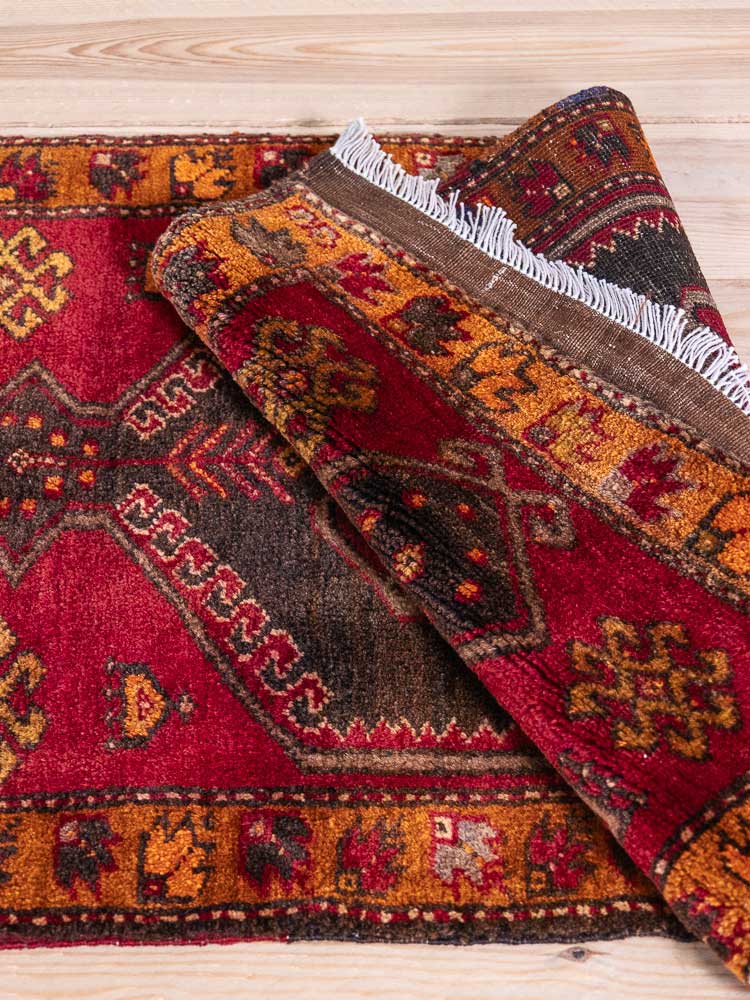 12844 Small Village Turkish Malatya Rug 53x97cm (1.9 x 3.2ft)